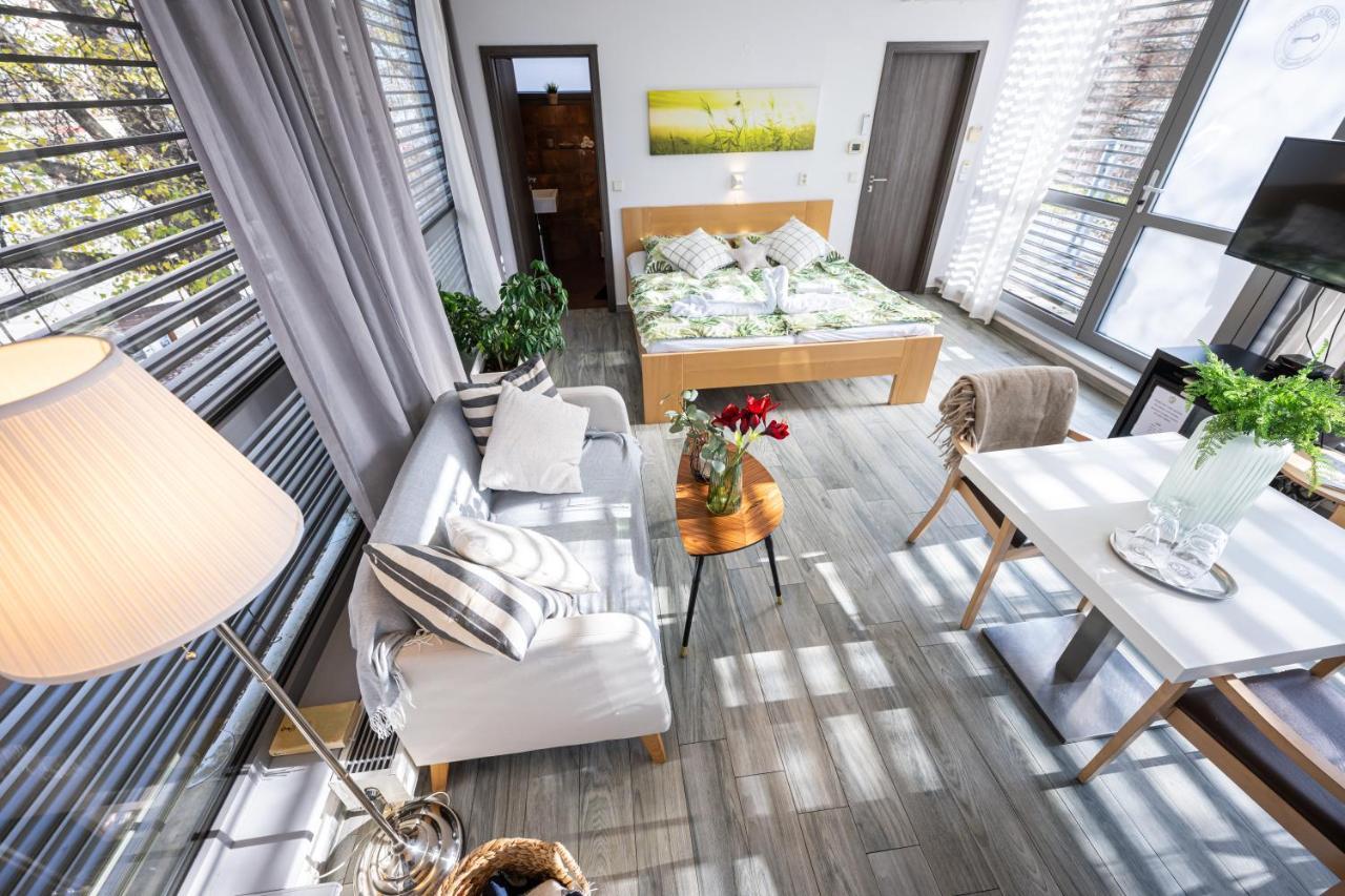Atelier Lanna Bed and Breakfast Ceske Budejovice Buitenkant foto